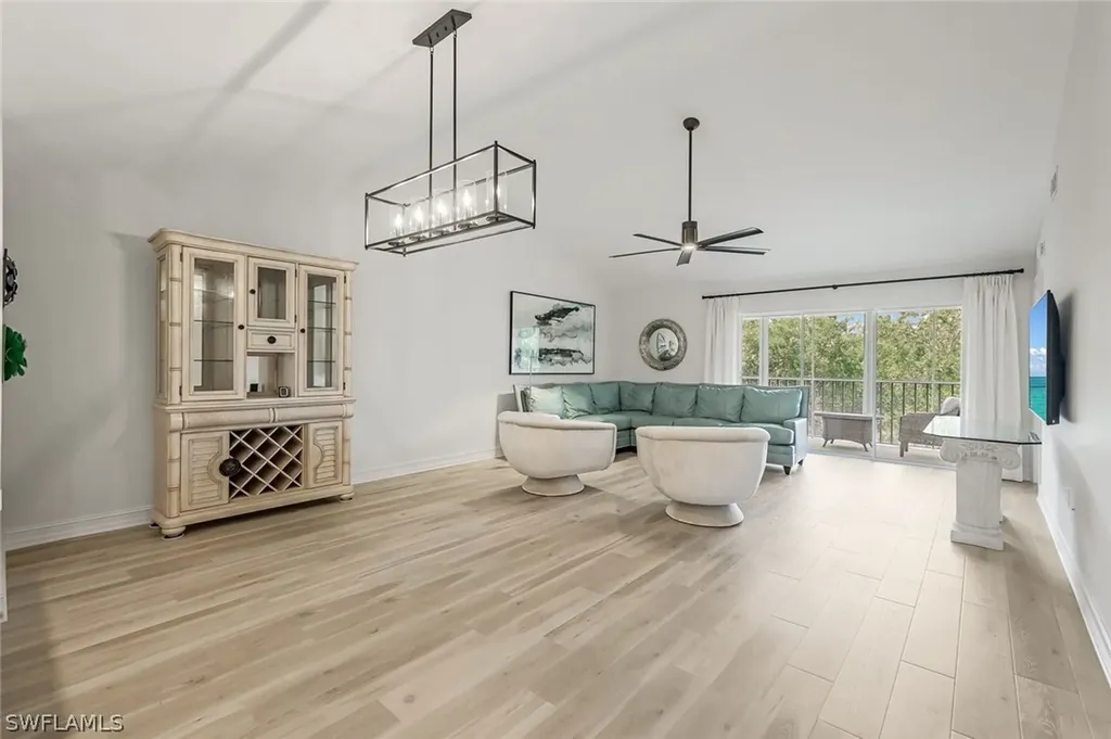 3001 Sandpiper Bay Circle Naples FL 34112