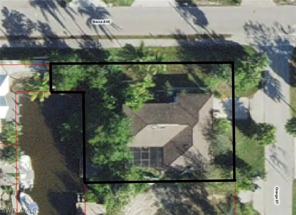 2918 Orange Street Naples FL 34112