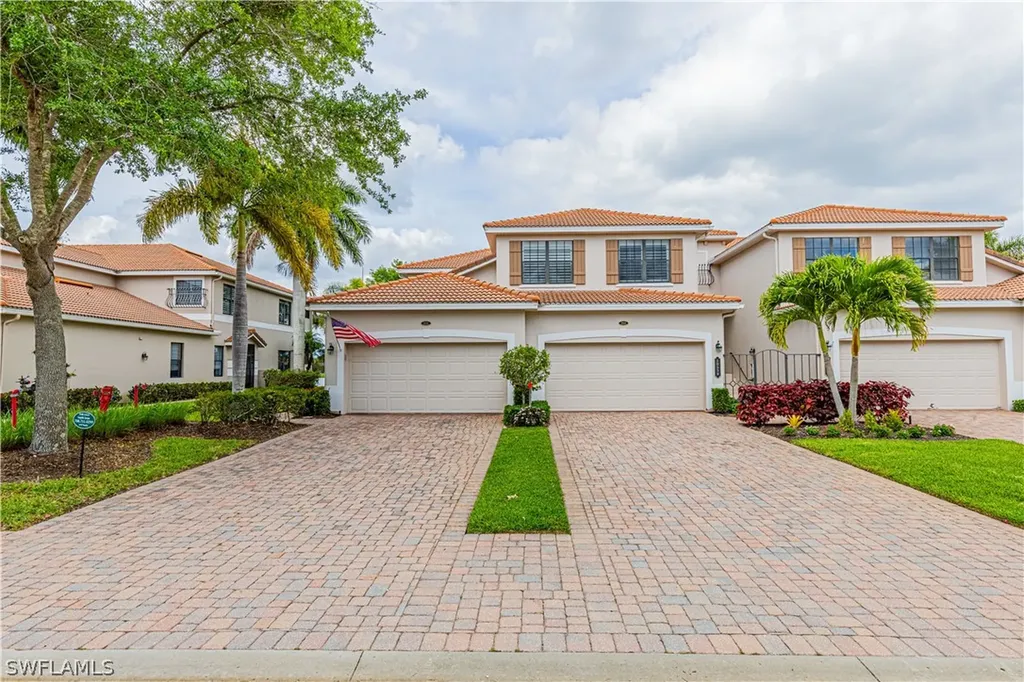 10530 Smokehouse Bay Drive Naples FL 34120
