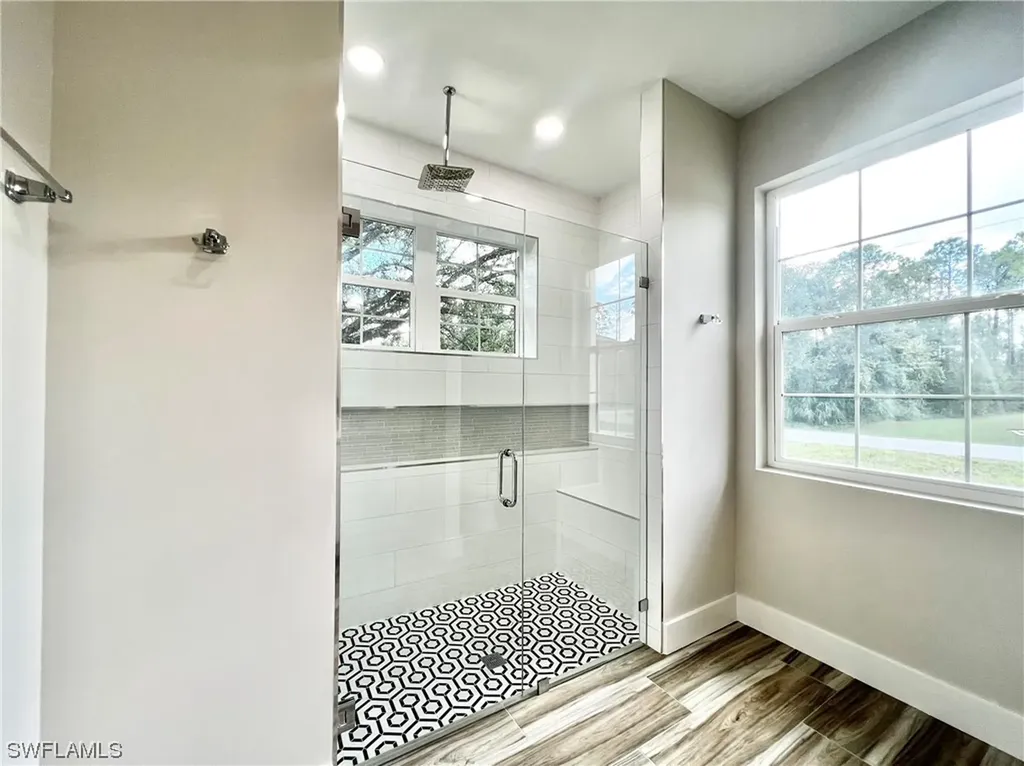 2001 Grayson Avenue Alva FL 33920