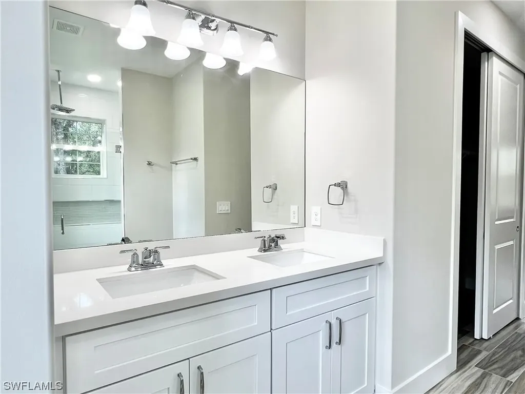 2001 Grayson Avenue Alva FL 33920