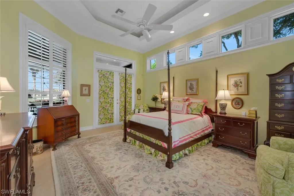 5949 Amberwood Drive Naples FL 34110