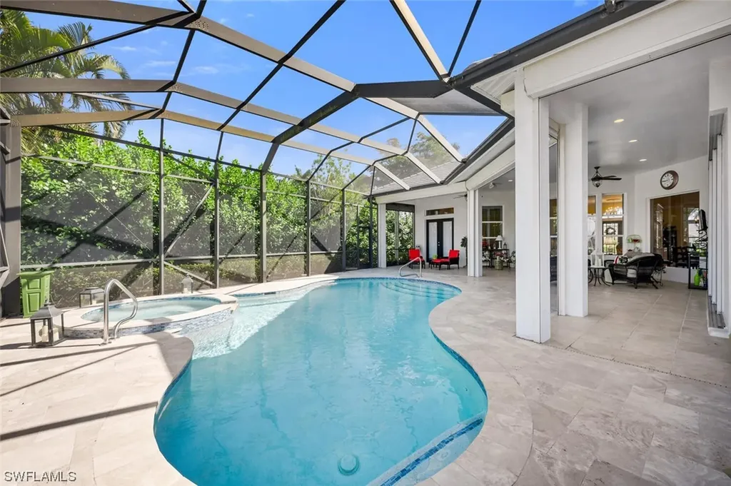5949 Amberwood Drive Naples FL 34110