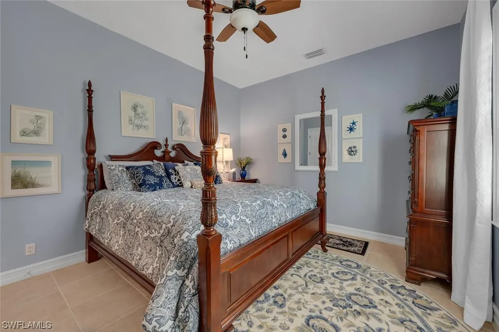 5949 Amberwood Drive Naples FL 34110