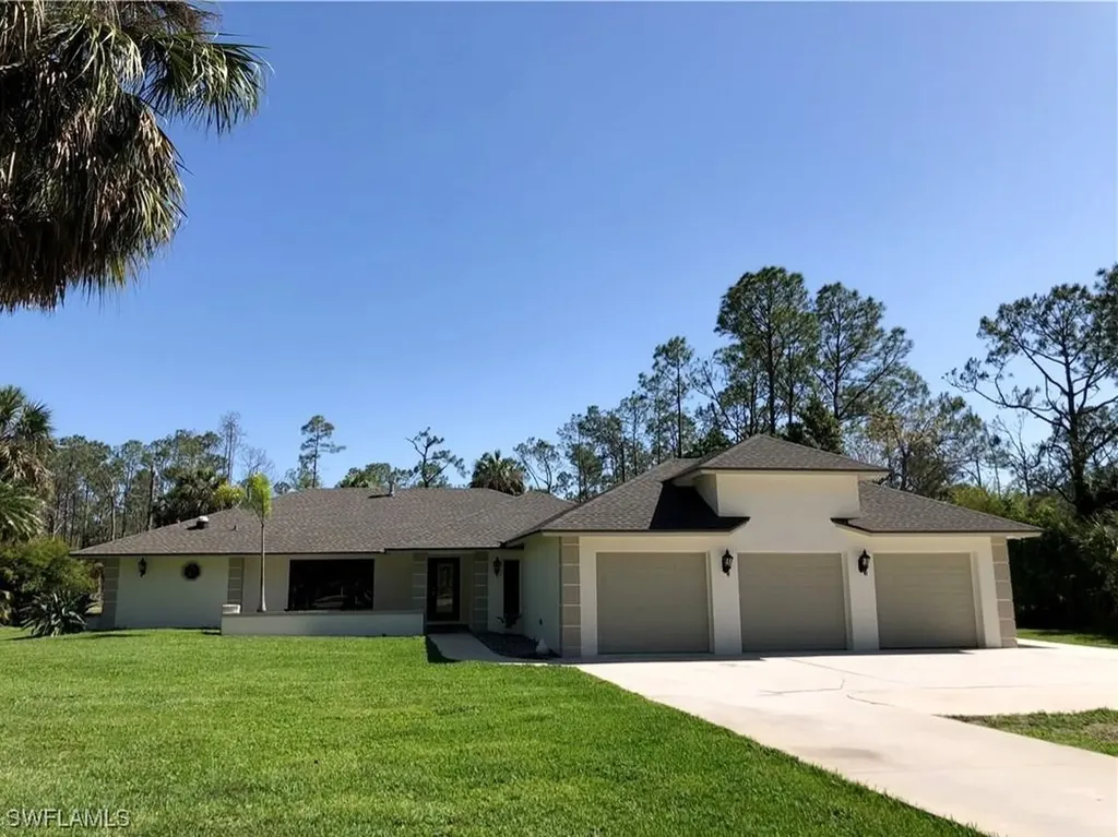 4220 5th Avenue SW Naples FL 34119