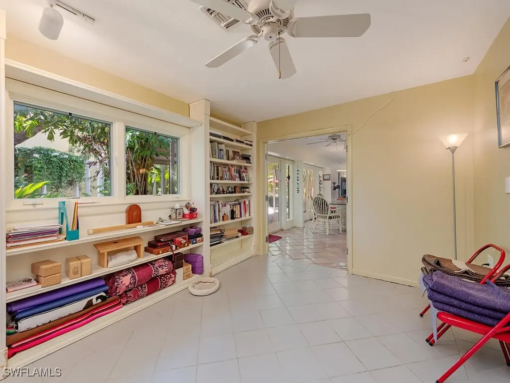 461 Carica Road Naples FL 34108
