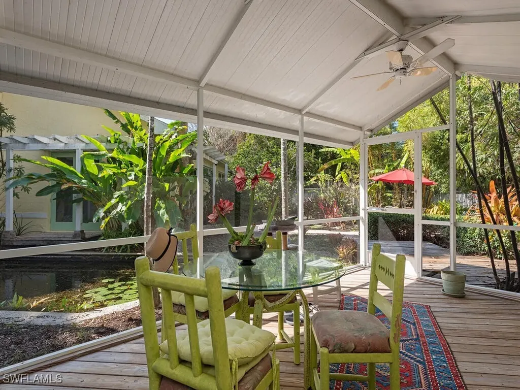 461 Carica Road Naples FL 34108