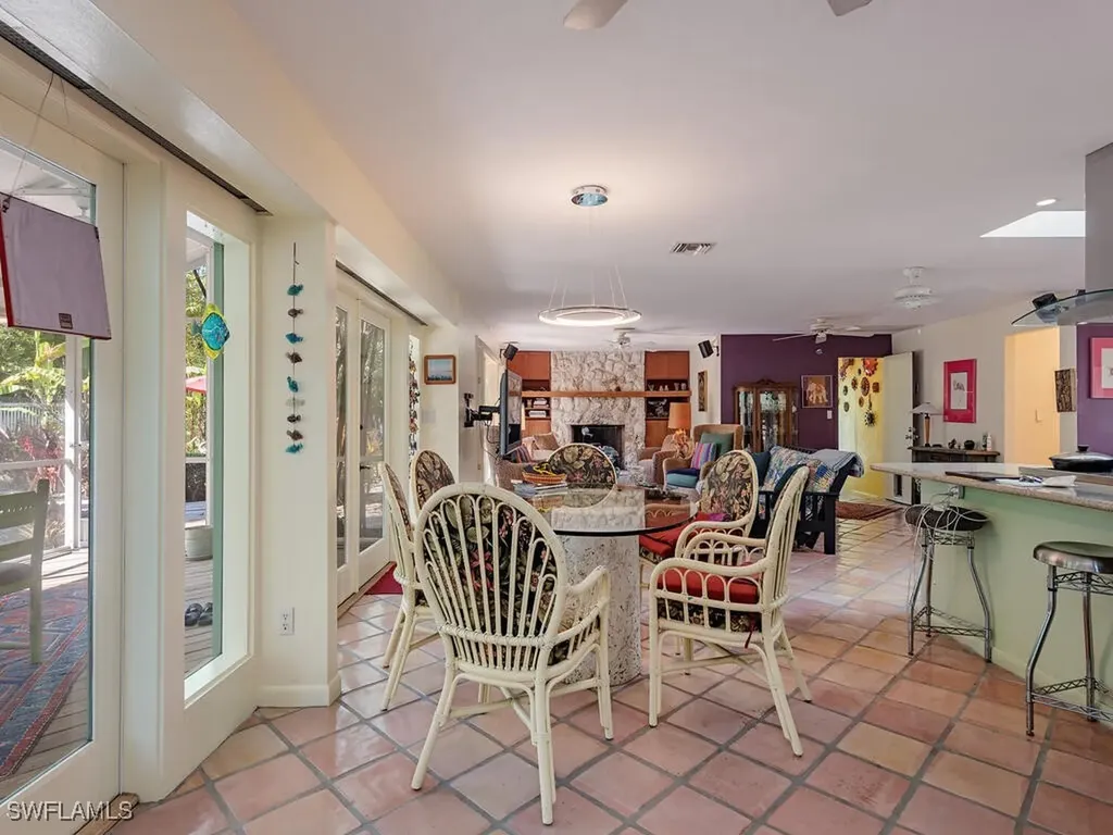 461 Carica Road Naples FL 34108