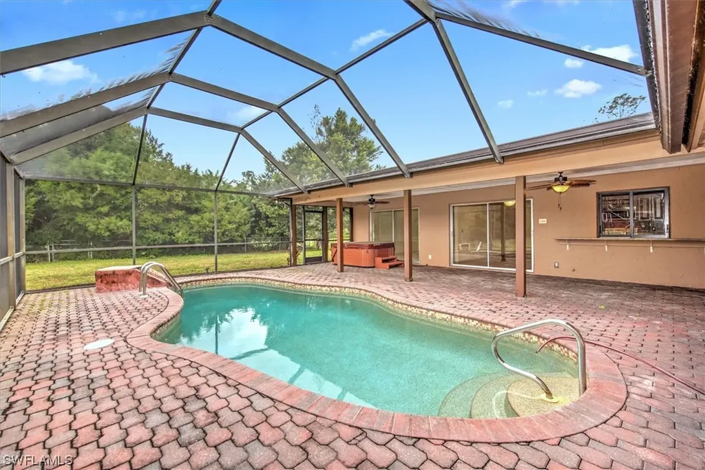 5960 Copper Leaf Lane Naples FL 34116