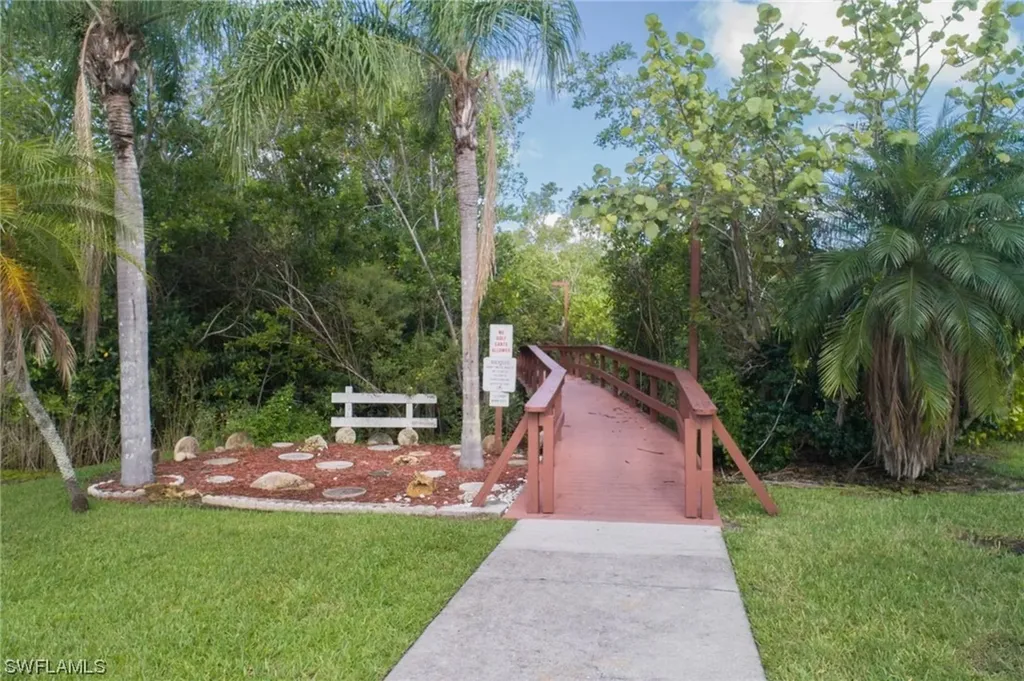 19681 Summerlin #87F Road Fort Myers FL 33908