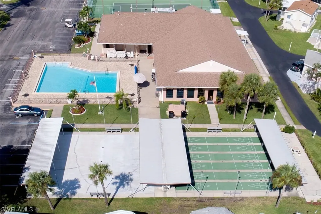 19681 Summerlin #87F Road Fort Myers FL 33908