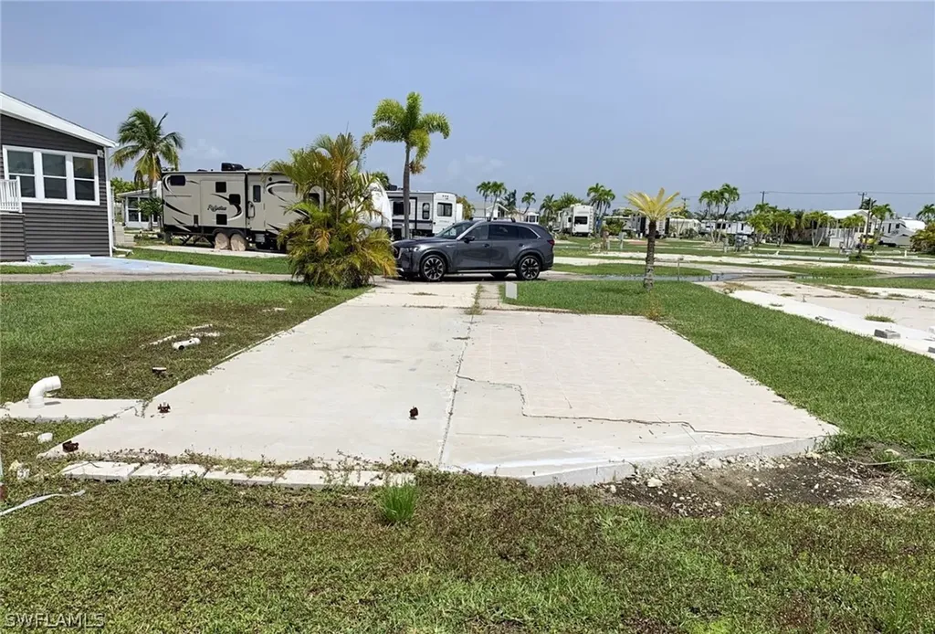 19681 Summerlin #87F Road Fort Myers FL 33908