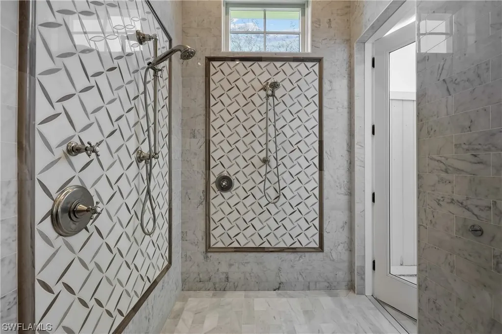 414 2nd Avenue N Naples FL 34102