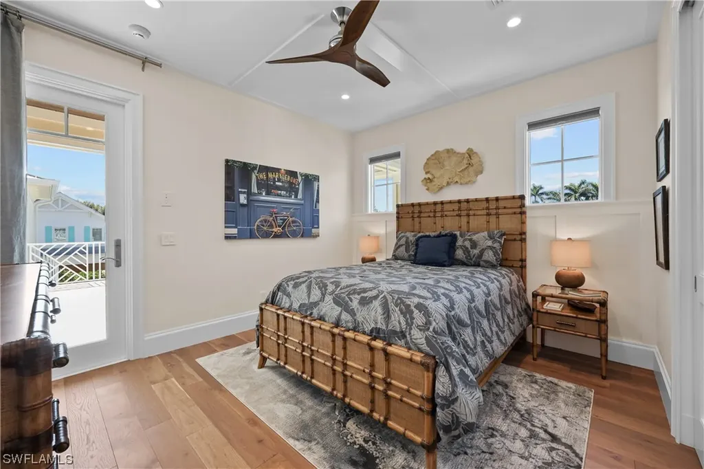 414 2nd Avenue N Naples FL 34102