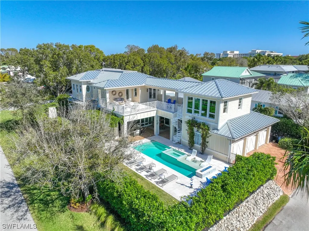 414 2nd Avenue N Naples FL 34102