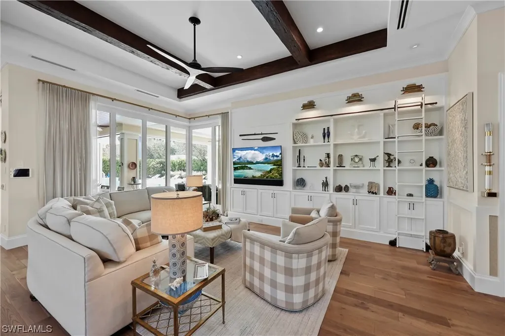 414 2nd Avenue N Naples FL 34102