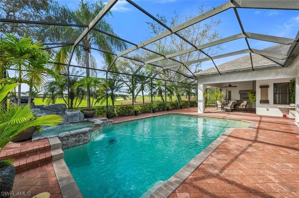 6663 Glen Arbor Way Naples FL 34119