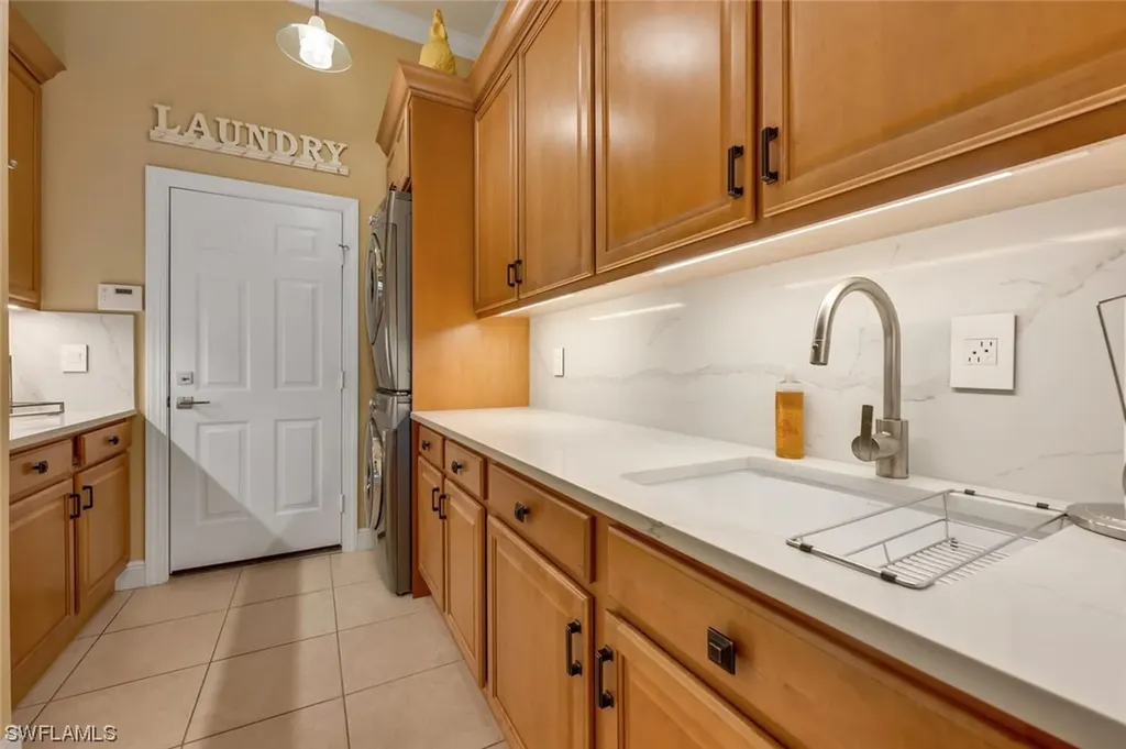 6663 Glen Arbor Way Naples FL 34119