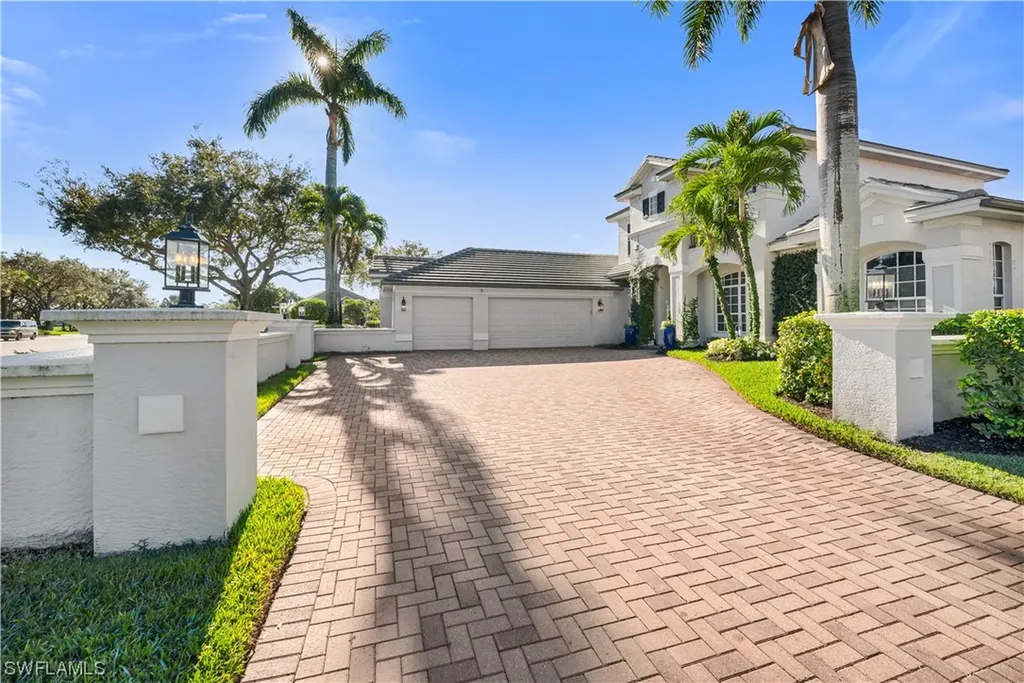 5851 Rolling Pines Drive Naples FL 34110