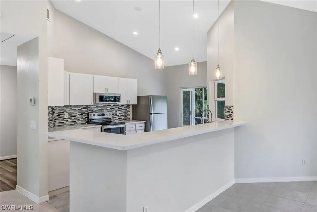 25170 Divot Drive Bonita Springs FL 34135