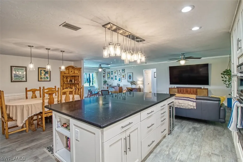 1033 N Town And River Drive Fort Myers FL 33919