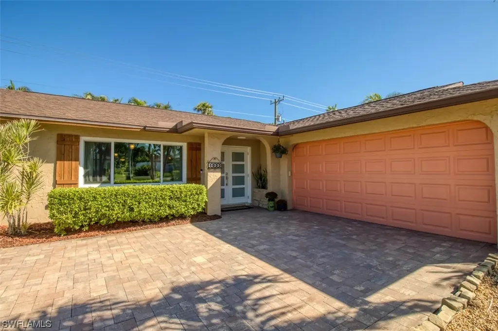 1033 N Town And River Drive Fort Myers FL 33919