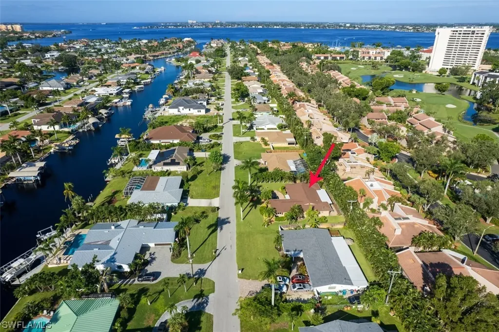 1033 N Town And River Drive Fort Myers FL 33919