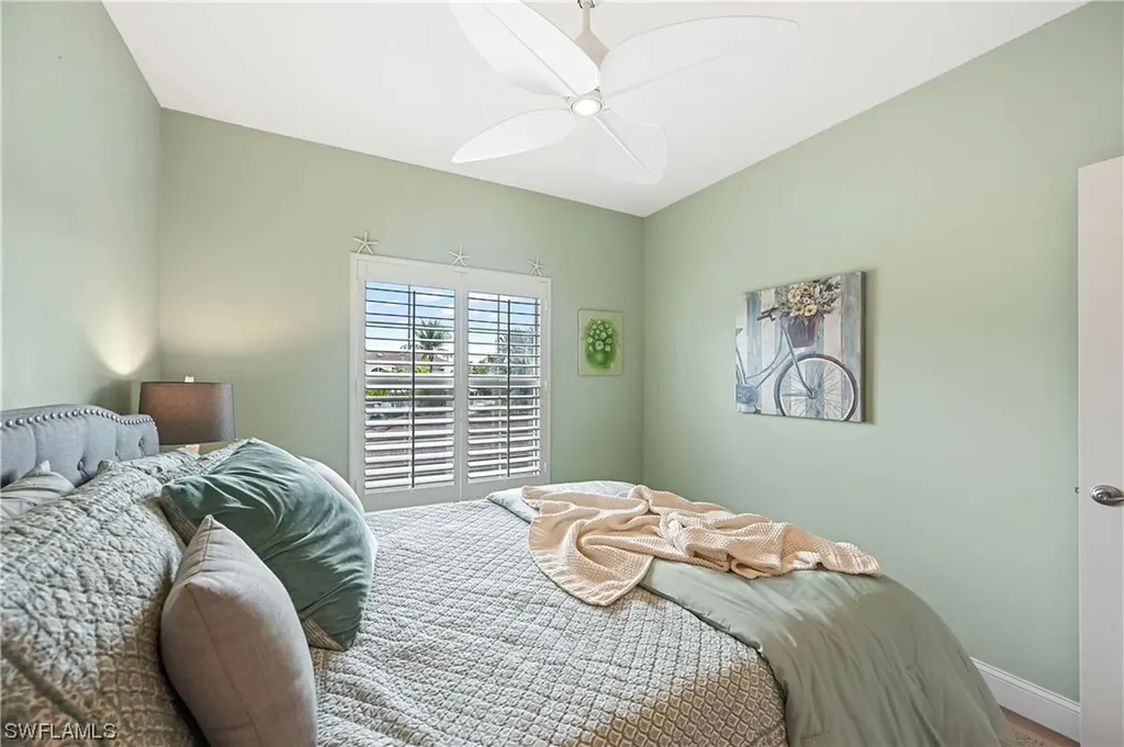 547 11th Avenue S Naples FL 34102