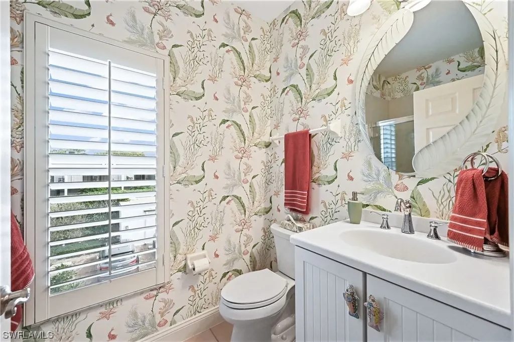 547 11th Avenue S Naples FL 34102