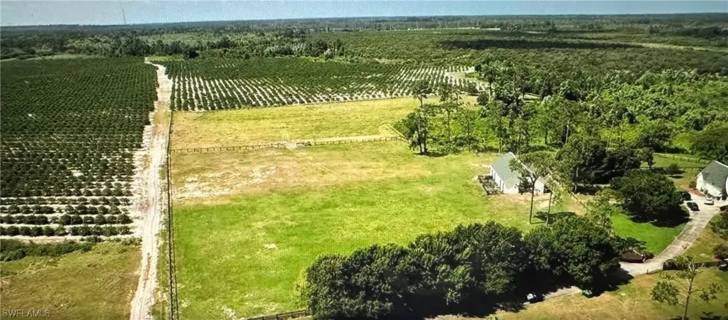 275 S Bear Pointe Drive Lake Placid FL 33852