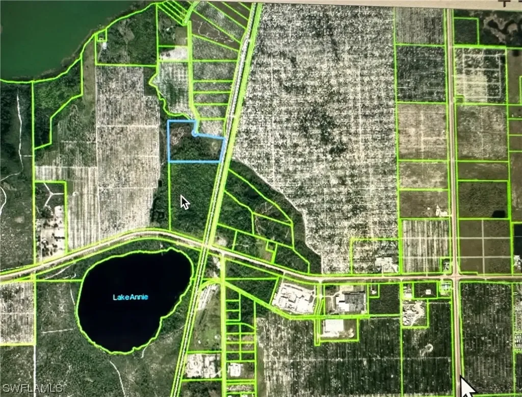 275 S Bear Pointe Drive Lake Placid FL 33852