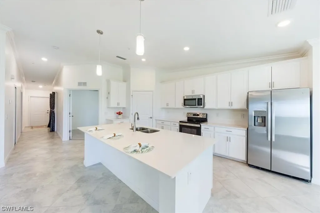 6082 National Boulevard Ave Maria FL 34142
