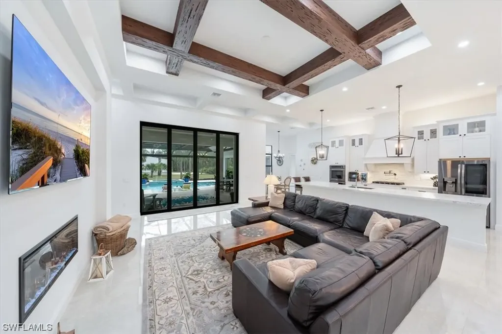 312 27th Street NW Naples FL 34120
