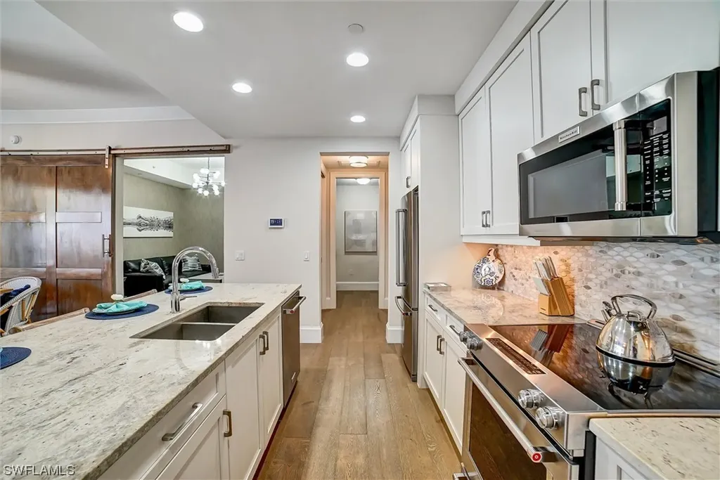 1030 3rd Avenue S Naples FL 34102