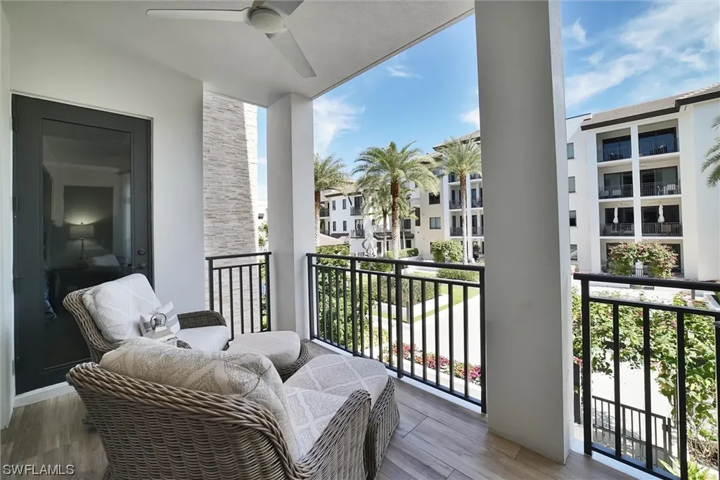 1030 3rd Avenue S Naples FL 34102