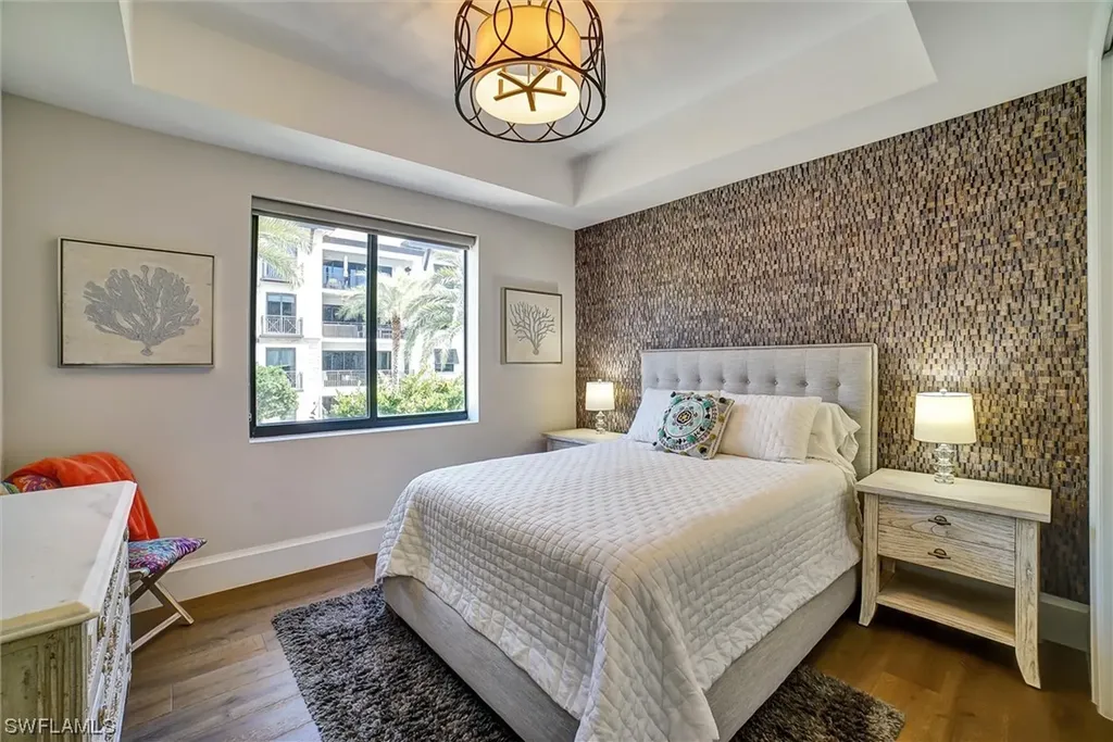 1030 3rd Avenue S Naples FL 34102