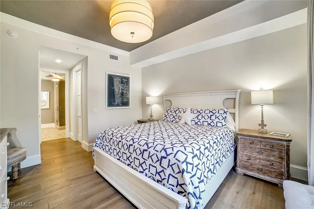 1030 3rd Avenue S Naples FL 34102