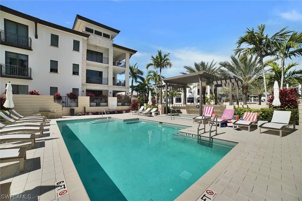 1030 3rd Avenue S Naples FL 34102