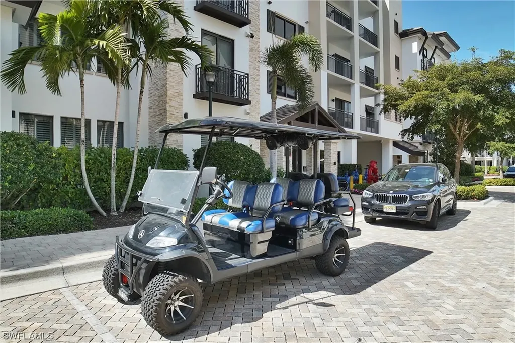 1030 3rd Avenue S Naples FL 34102