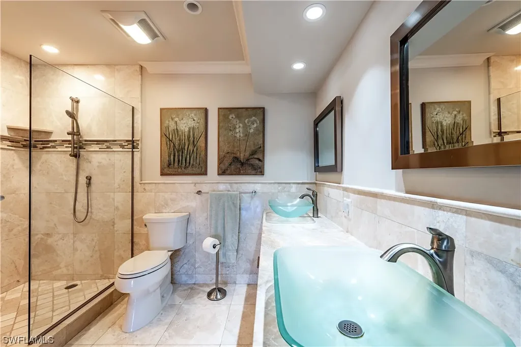 800 River Point Drive Naples FL 34102
