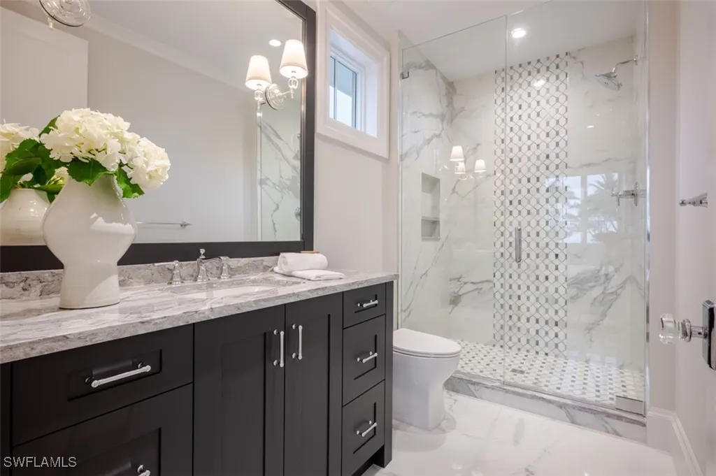 128 1st Avenue S Naples FL 34102