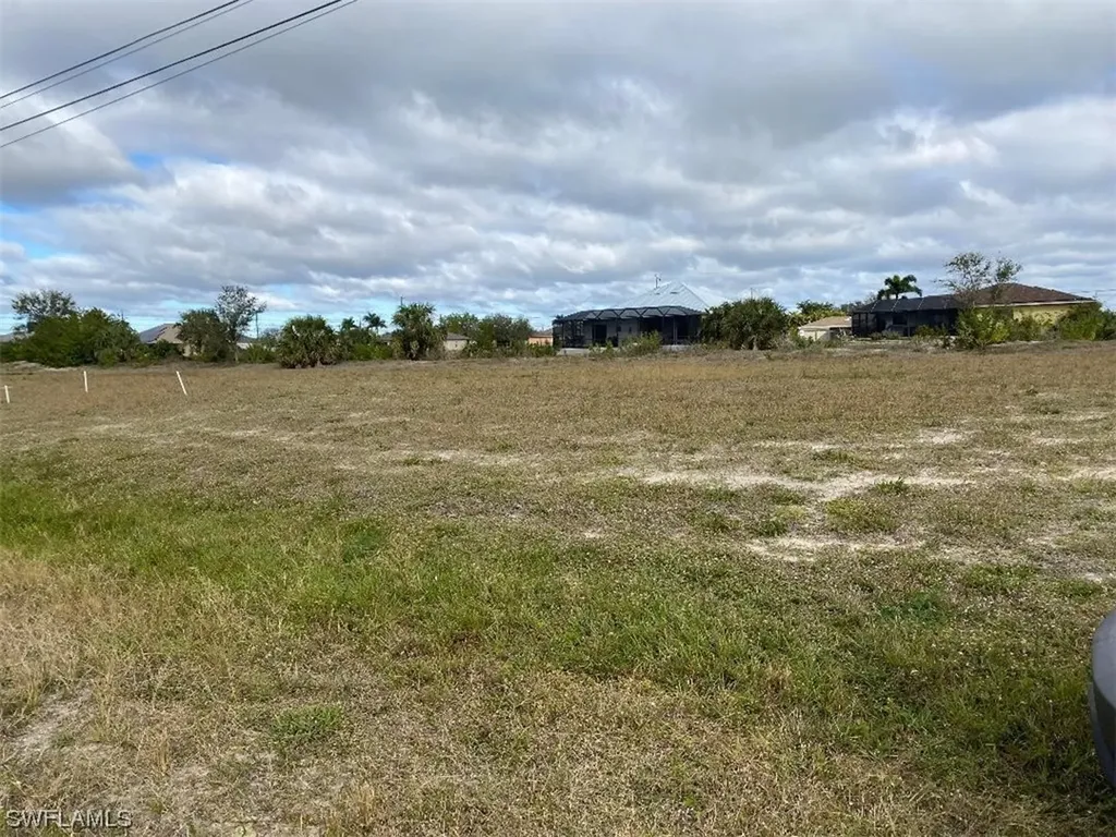 2207 NW 3rd Terrace Cape Coral FL 33993