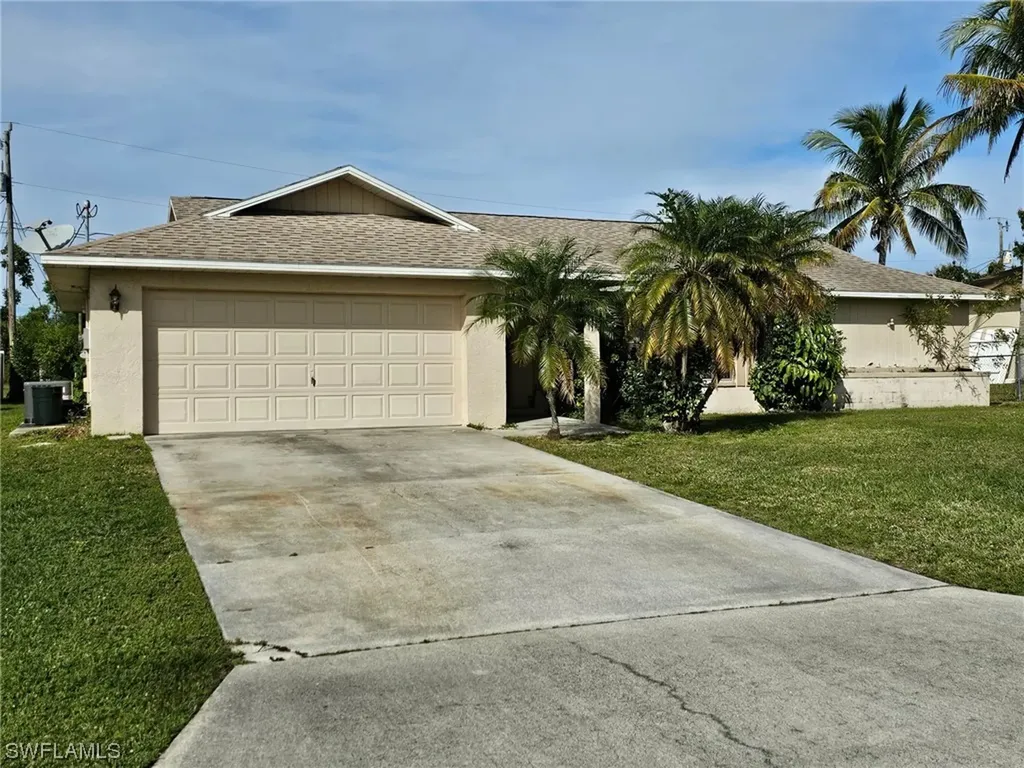 305 SE 2nd Terrace Cape Coral FL 33990