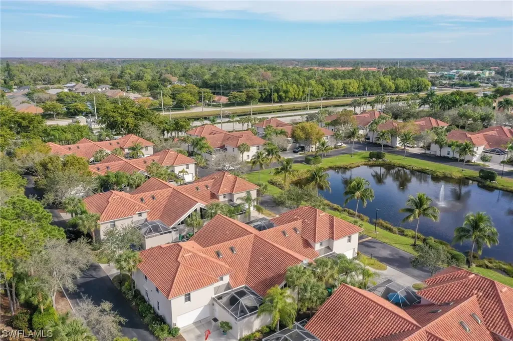 4536 Court Way Naples FL 34109