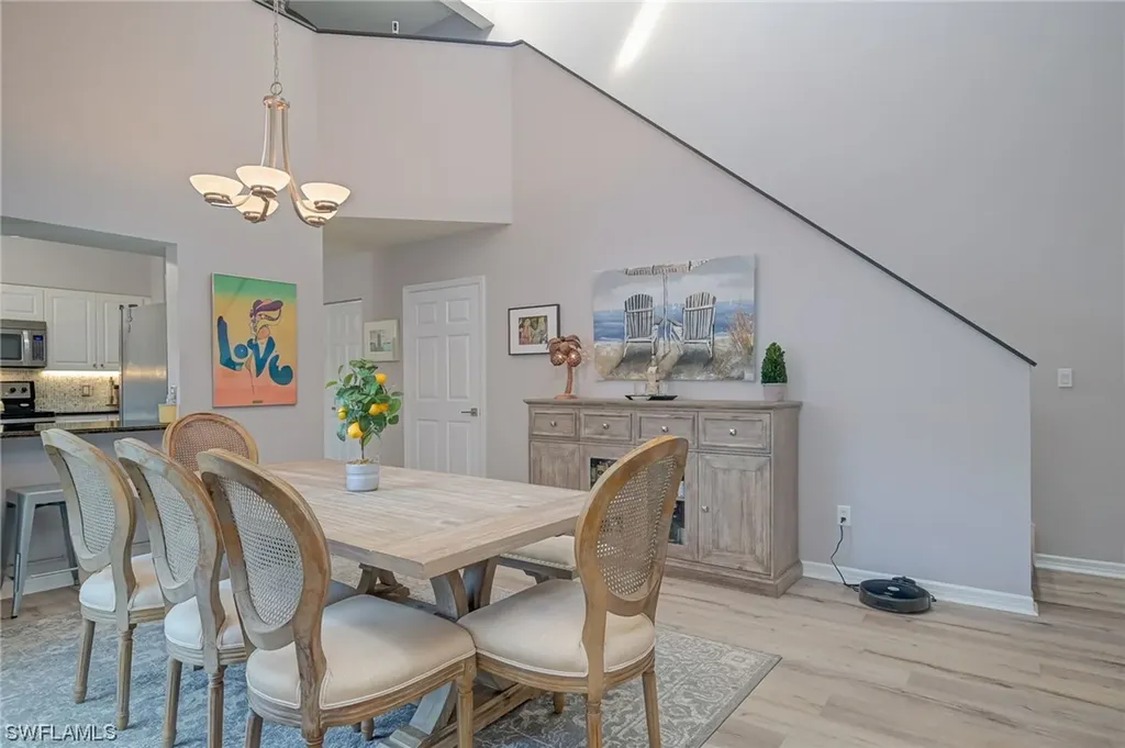 4536 Court Way Naples FL 34109