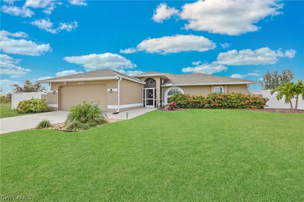 1002 NW 25th Avenue Cape Coral FL 33993