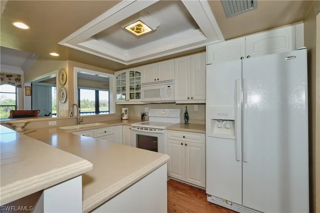 5565 Trailwinds Drive Fort Myers FL 33907