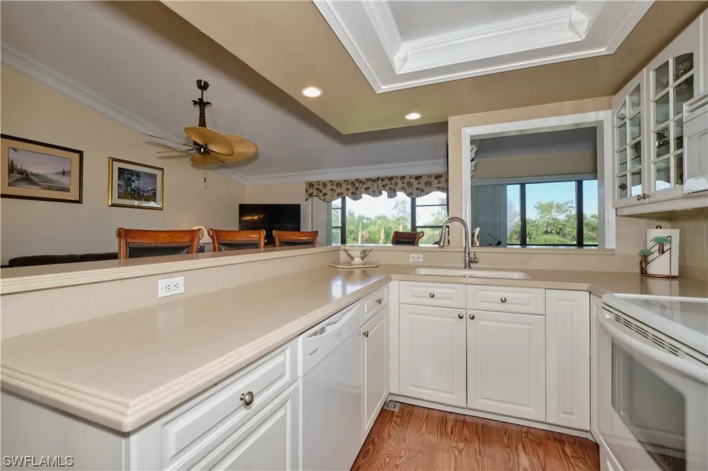 5565 Trailwinds Drive Fort Myers FL 33907