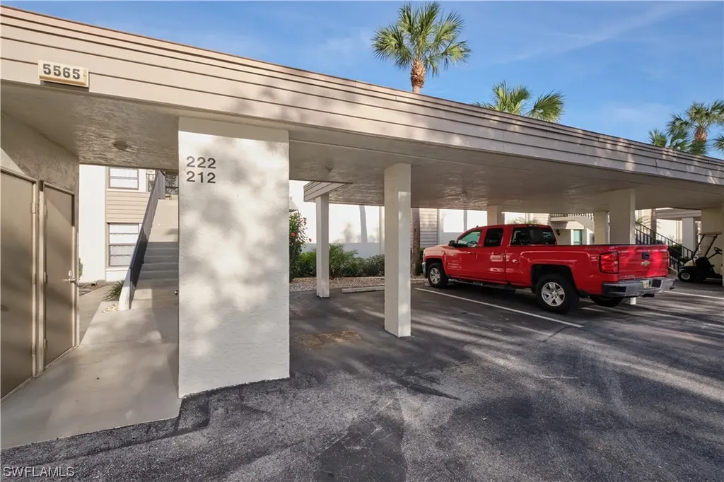 5565 Trailwinds Drive Fort Myers FL 33907