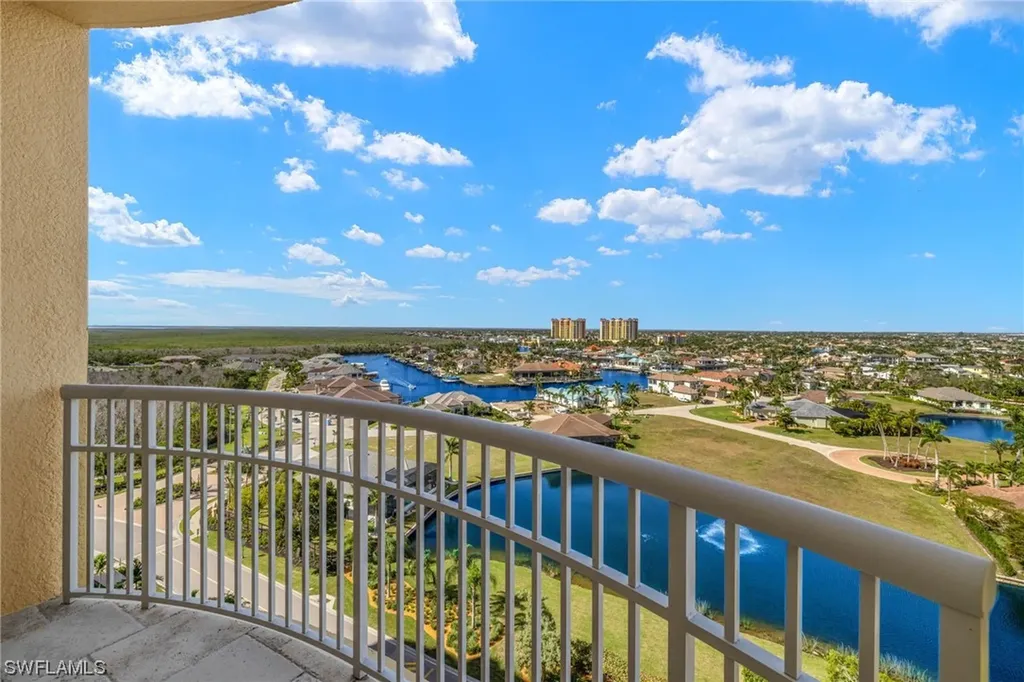 6061 Silver King Boulevard Cape Coral FL 33914